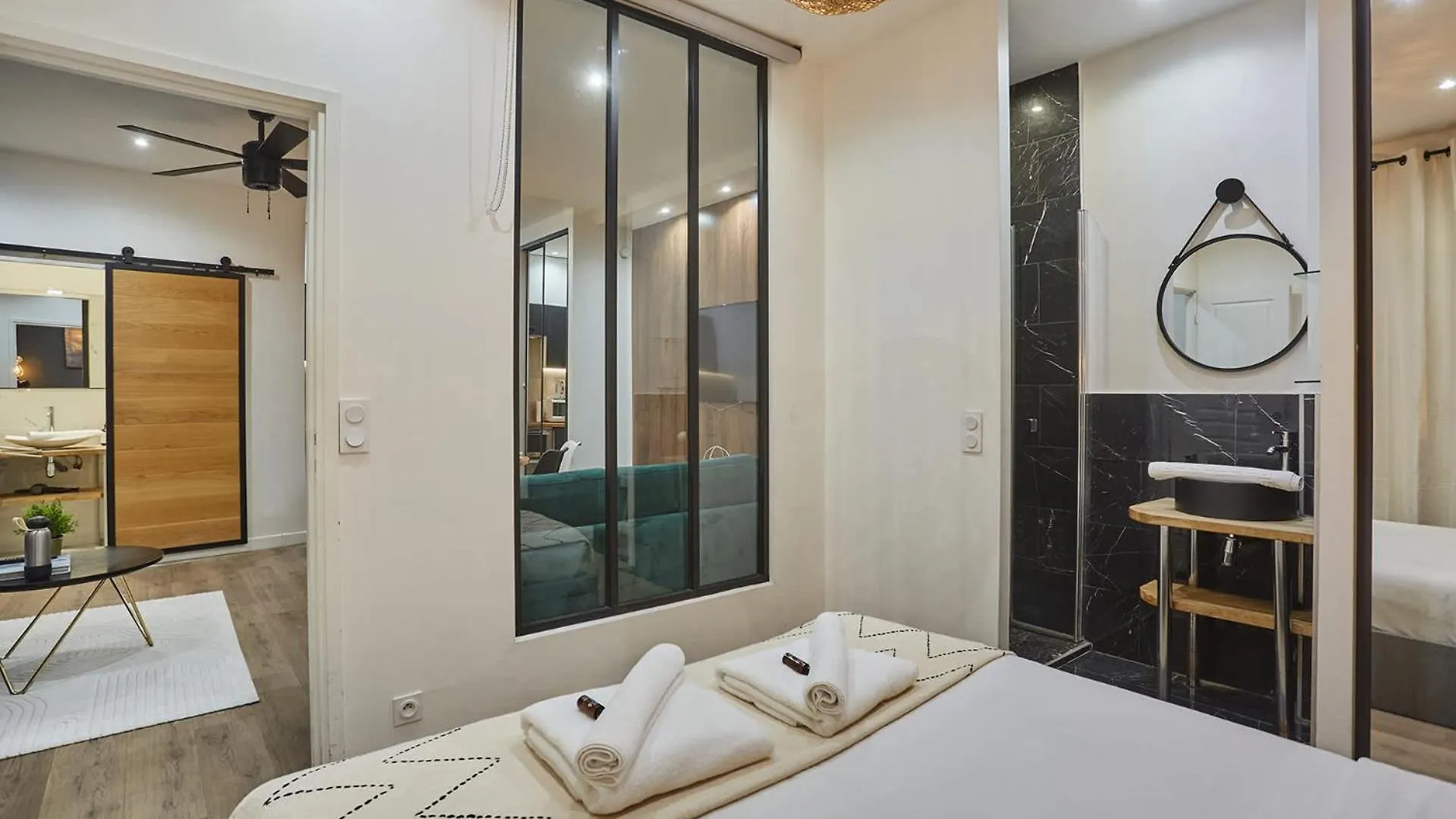 Sublime Flat In The Centre Of Paris By Studioprestige 프랑스